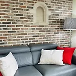 Les Charmes Chevron