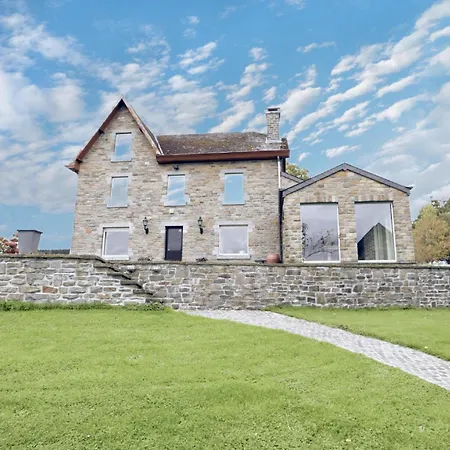 Les Charmes Holiday home *