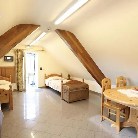 Les Charmes Ferienhaus Chevron