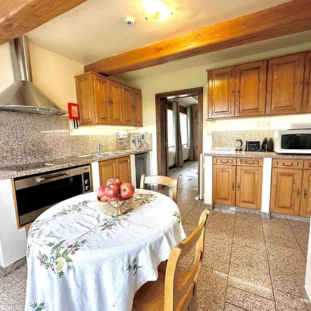 Holiday home Les Charmes Chevron