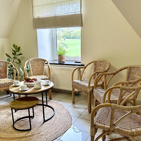 Les Charmes 펜션 Chevron